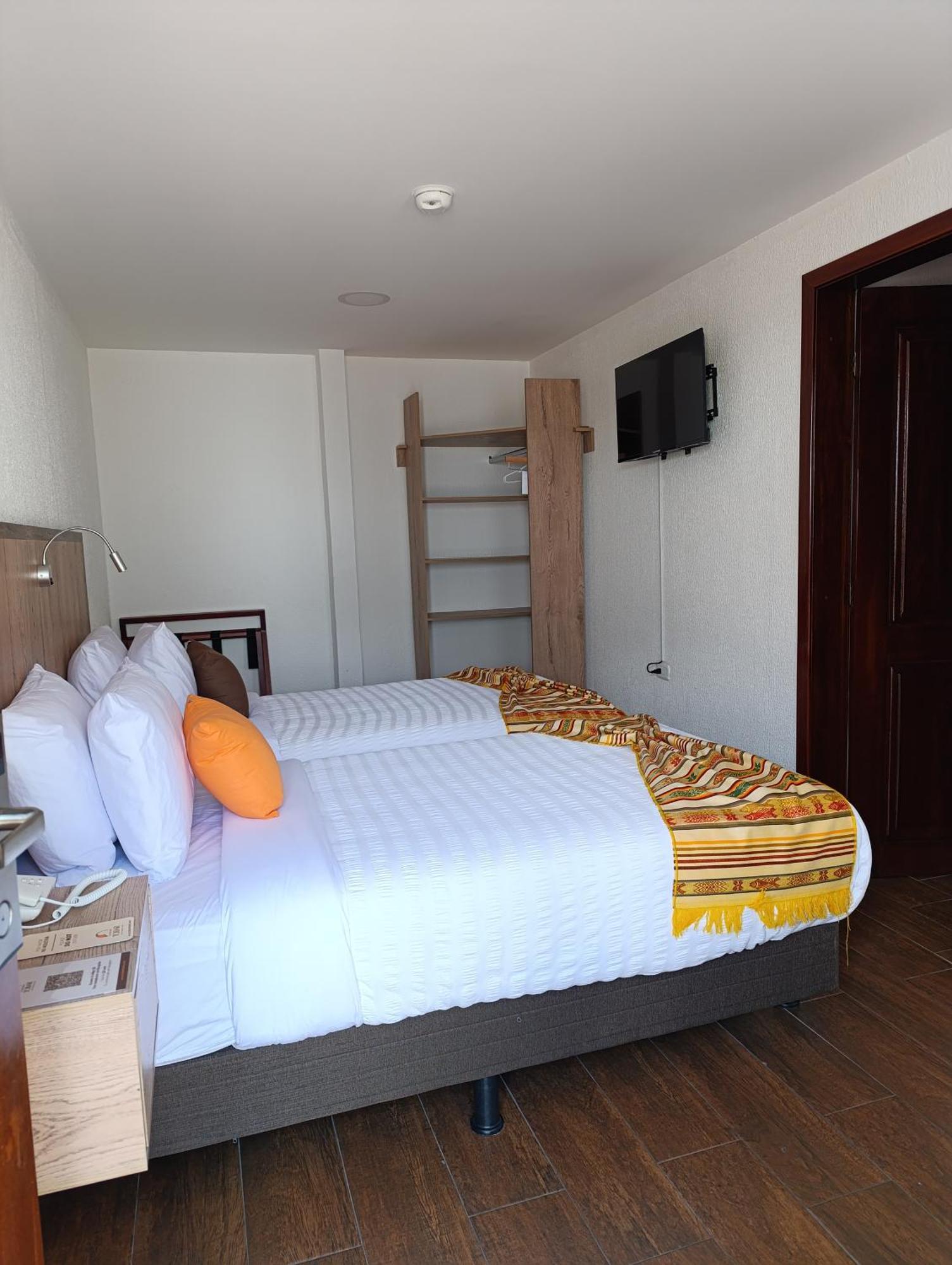 Casona Tobar Hotel Quito Extérieur photo